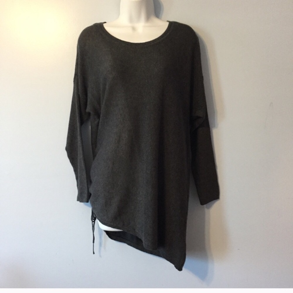 Maurice’s asymmetrical Top
